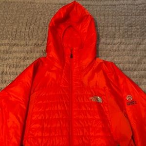 North Face light down jacket - Men’s Size Medium